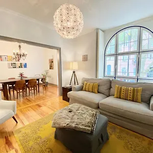 Luxury Vintage With The Comforts Of At The Centre, Next To Marquês De Pombal Apartamento
