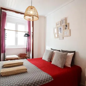 Lov'alfama, At In Apartamento